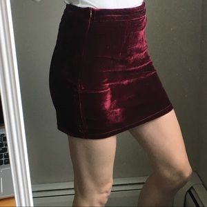 TOBI / red velvet mini skirt
